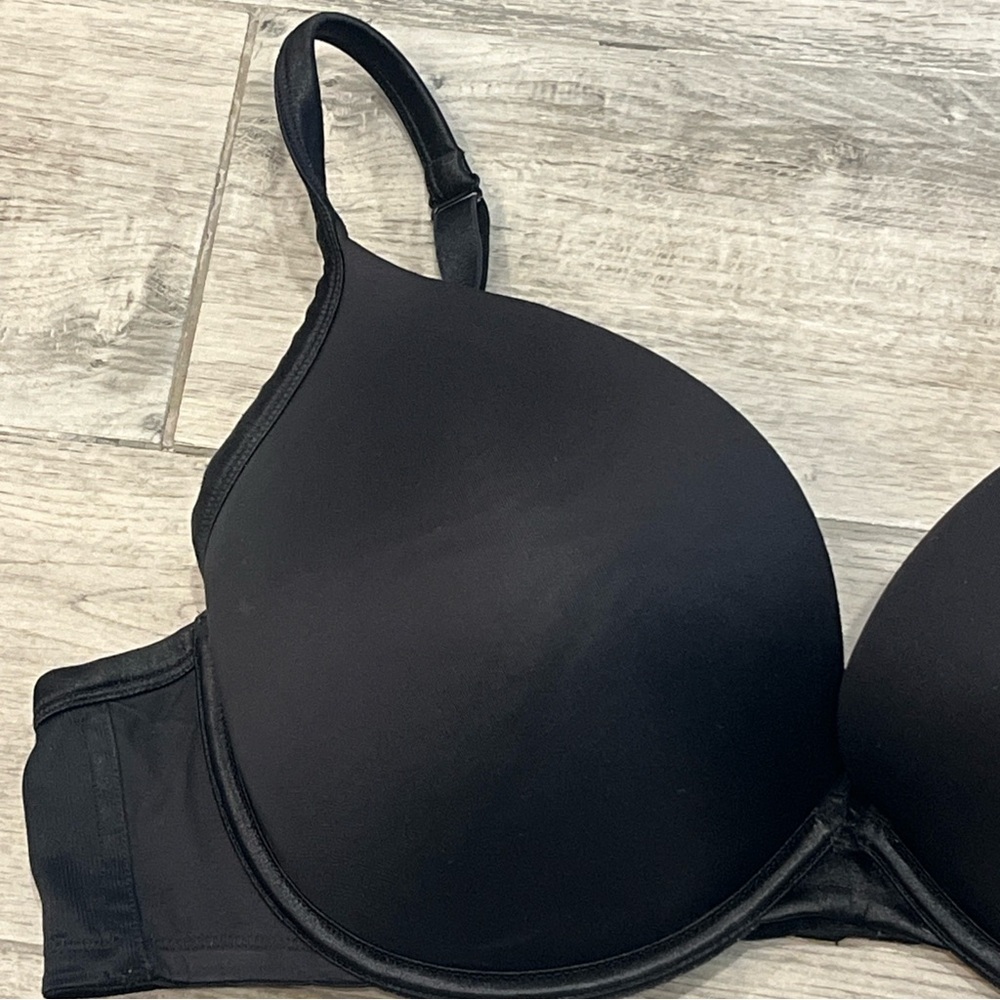 Cacique Women’s Lightly Lined Full Coverage Underwire Bra Solid Black Size 44C - Picture 2 of 6